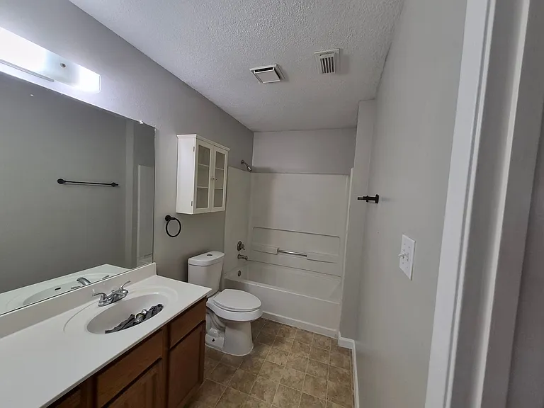 4414 Stradford Pl — Photo 28