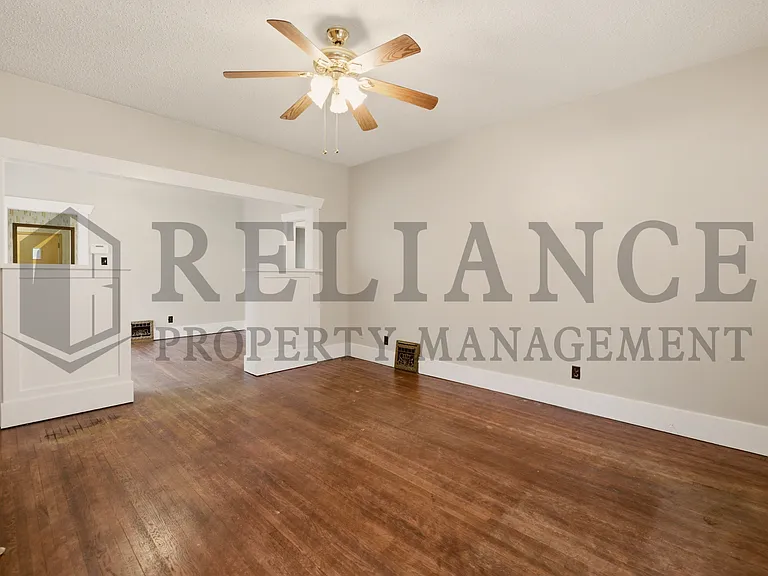 1425 S Laura Ave — Photo 11