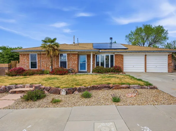 9415 Layton Ave NE, Albuquerque, NM 87111