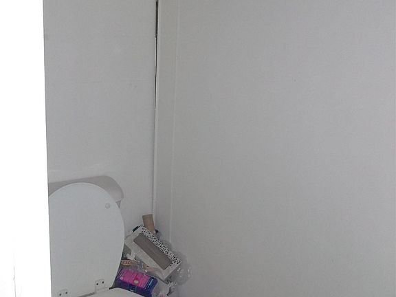 Bathroom (2)