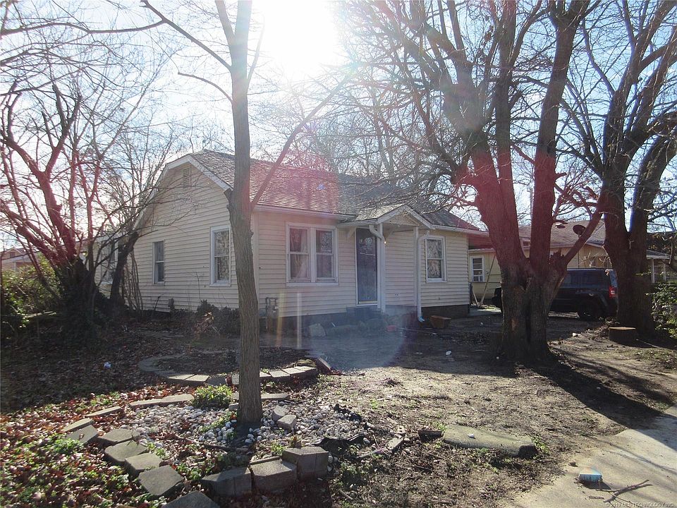 1st image of 806 N Seminole Ave