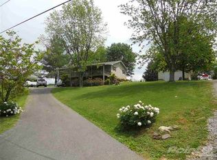 181 Point Oak Dr, Parrottsville, TN 37843