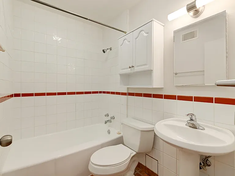 1433 21st Ave SW #6 — Photo 18