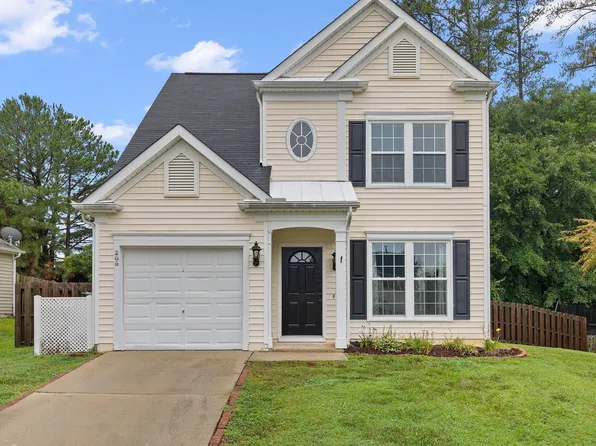 205 N Weststone Blvd, Fuquay Varina, NC 27526