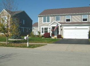 150 Willow Rd, Wheeling, IL 60090