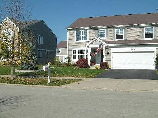 150 Willow Rd photo 1