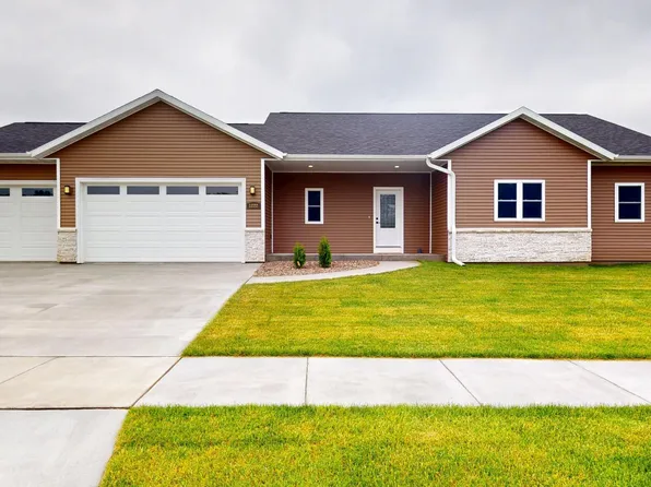 1222 Leo Dr, Holmen, WI 54636