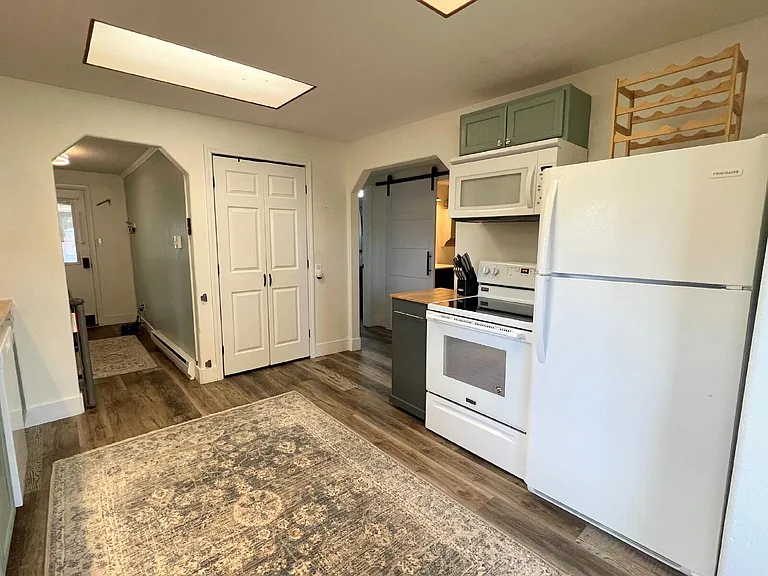 26 E 100 S — Photo 21