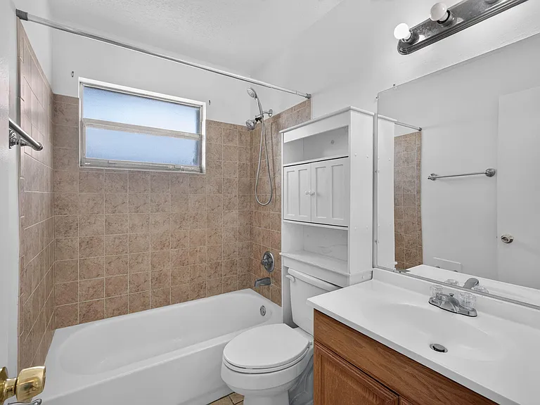 708 SW Gardens Blvd — Photo 29