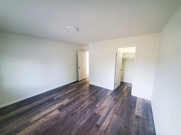 Nakoma Heights Apartment Homes — Photo 68