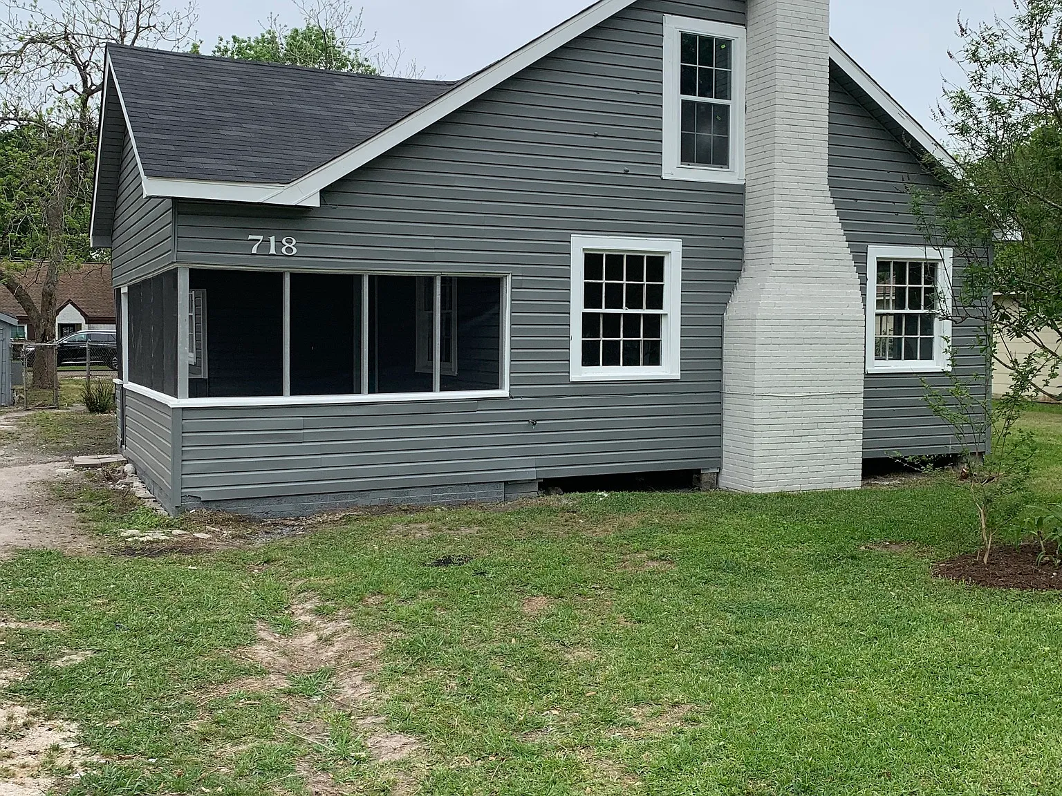 4 bed, 2270 sqft, $1,900 — Photo 1