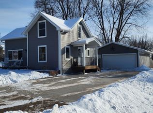 314 E Maple St, Woodville, WI 54028