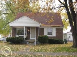 14815 Burns St, Southgate, MI 48195