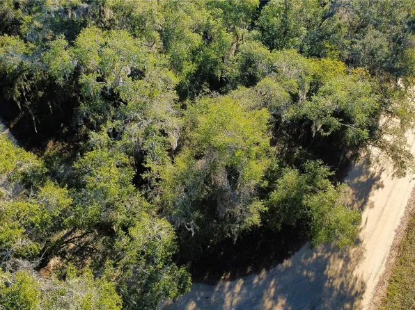 110 Leeward Rd, Satsuma, FL 32189