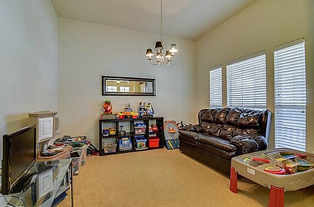 1st image of 9929 Northgate Dr