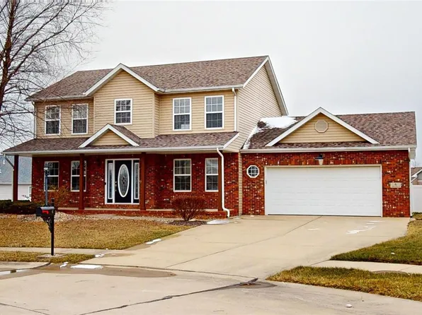 6 Coolidge Ct, Troy, IL 62294