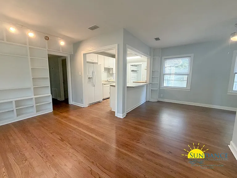 339 Brooks St SE — Photo 5
