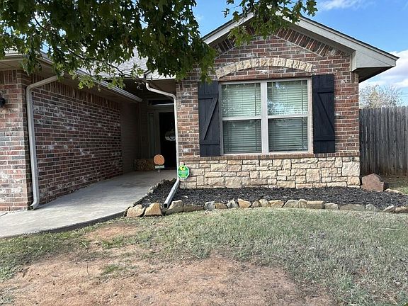 4th image of 9029 NW 93rd Cir