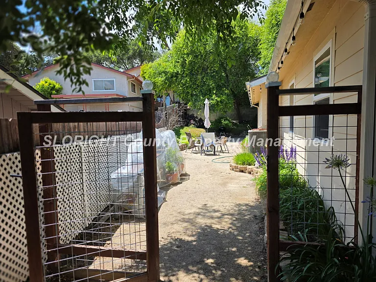 4810 Estrada Ave — Photo 4