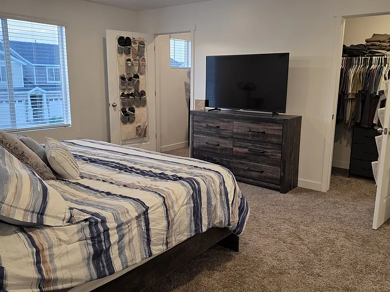 1211 W Divide Dr — Photo 16