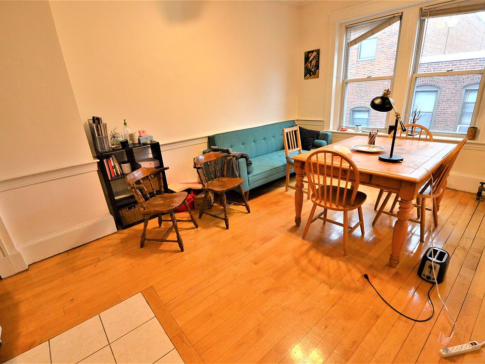 2nd image of 47 Symphony Rd APT 504