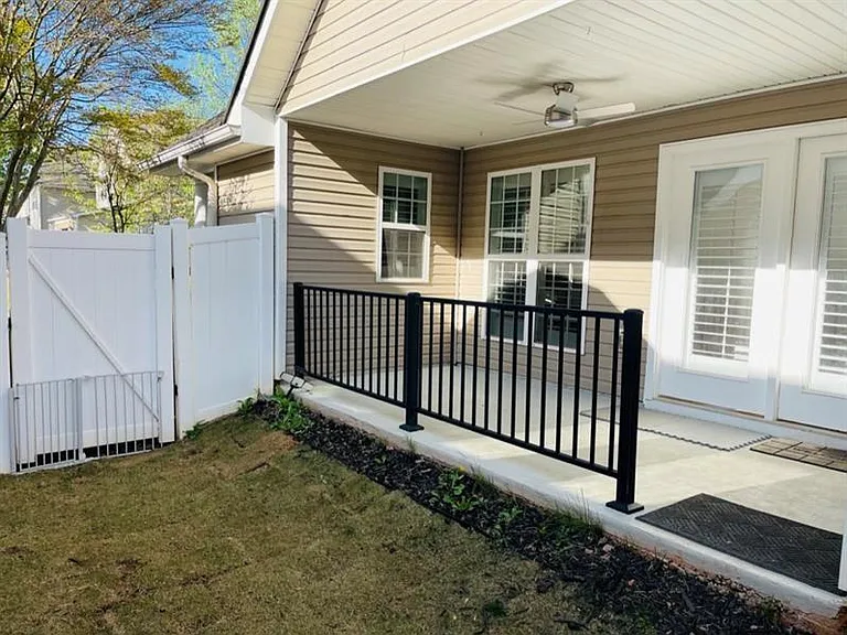 2335 Gateview Ct — Photo 14