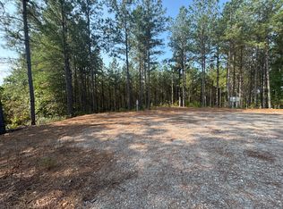 301 Ridgewood Dr, Linden, TN 37096