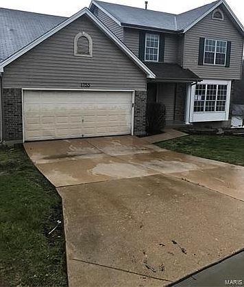 3rd image of 1755 Primrose Ln