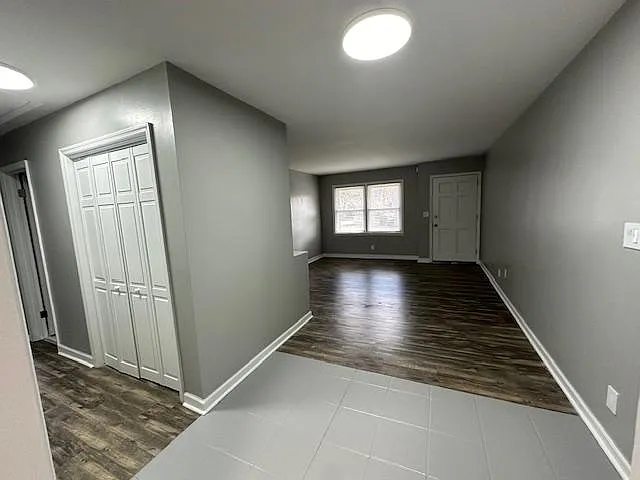 1317 Brockton Dr — Photo 5