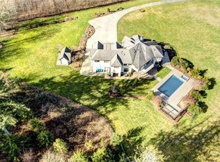 27105 SE 208th St, Maple Valley, WA 98038
