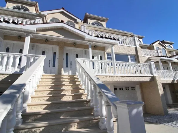 296-302 Zerega Ave, Bronx, NY 10473