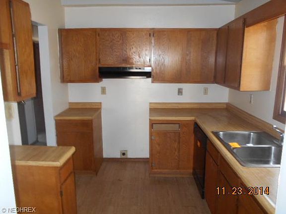 5th image of 580 Brady Ave