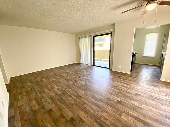 3rd image of 2554 Olive Dr APT 87
