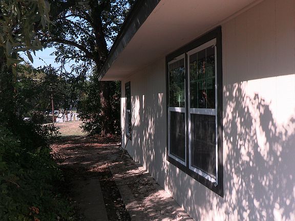 4th image of 1624 Lynn Haven Ave