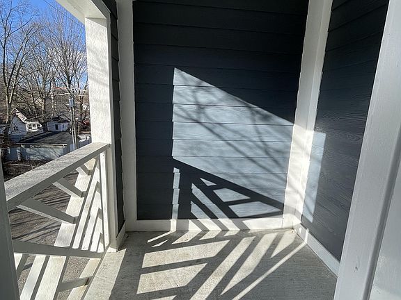 5th image of 3432 N Capitol Ave #8