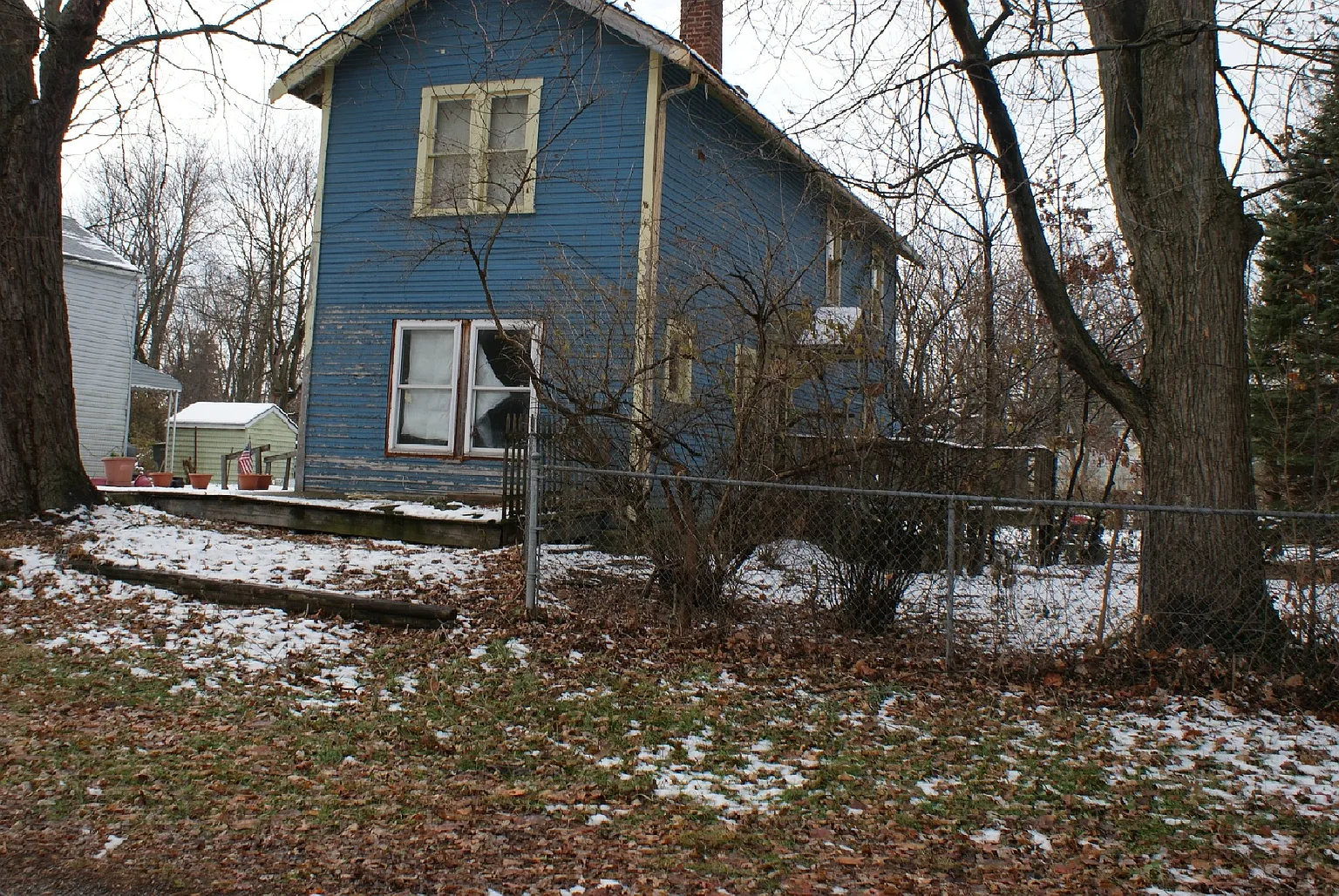Fern Ave photo 1