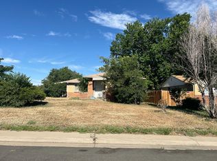 3203 Newport St, Denver, CO 80207