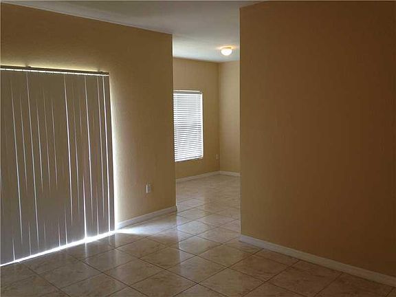 3rd image of 625 Talia Circle #625