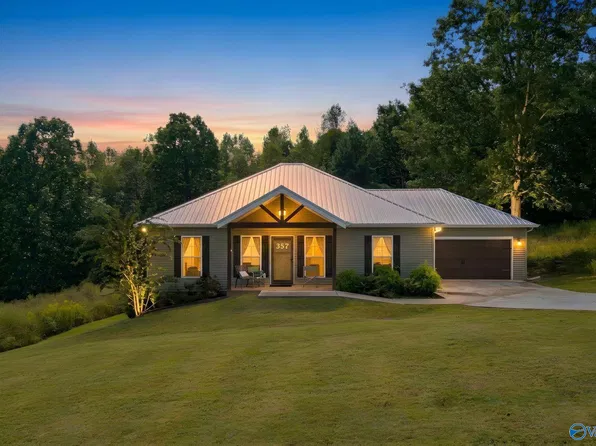 357 Tara Rd, Guntersville, AL 35976