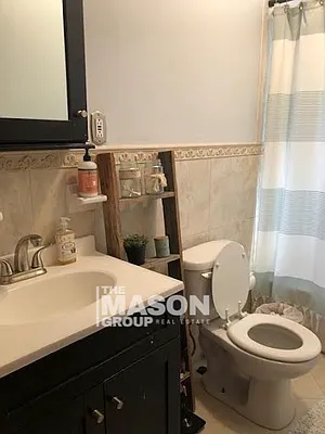 Rented by Mason Group LLC | media 17