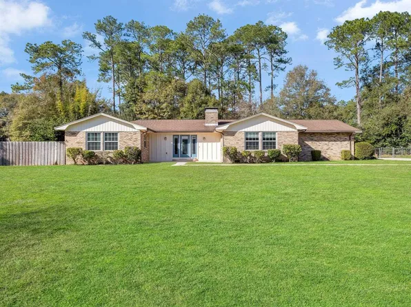 2800 Cavan Dr, Tallahassee, FL 32309