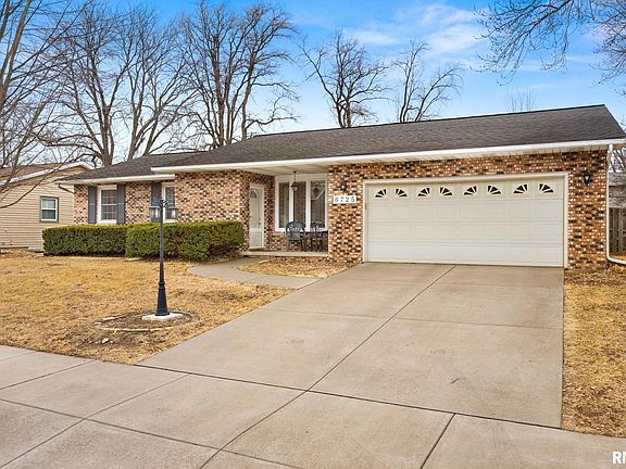 4th image of 6725 N Parkwood Dr