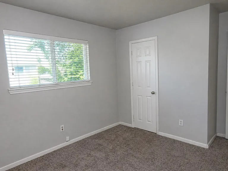 16810 Deck Ct — Photo 24