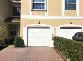 11633 NW 47th Dr, Coral Springs, FL 33076