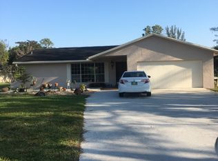 8645 Pinto Dr, Lake Worth, FL 33467