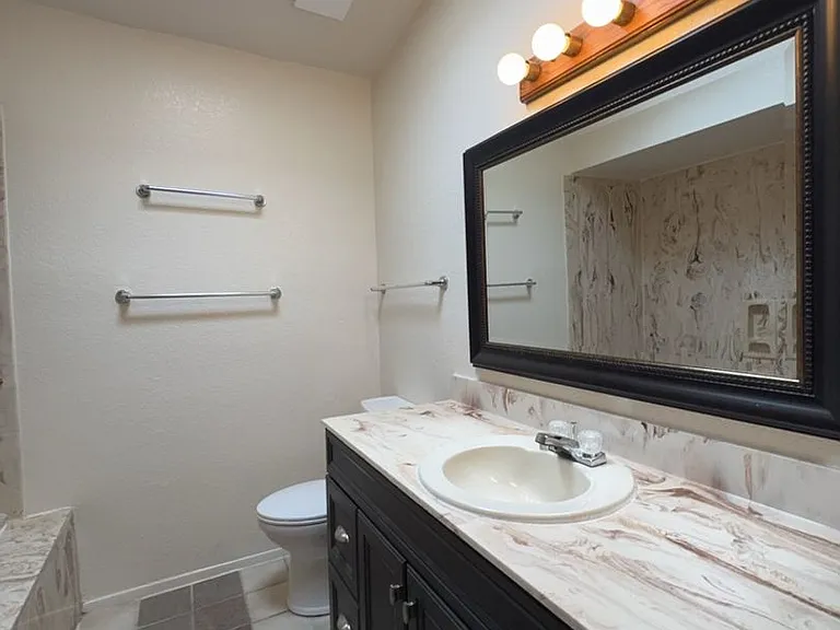 3733 Sparrow Dr — Photo 19