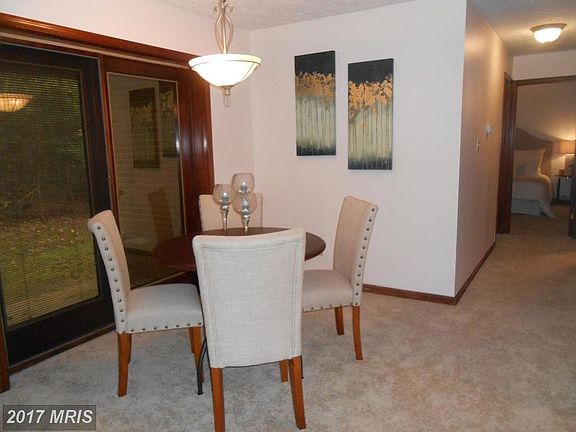 5th image of 44693 White Oak Ct APT 515