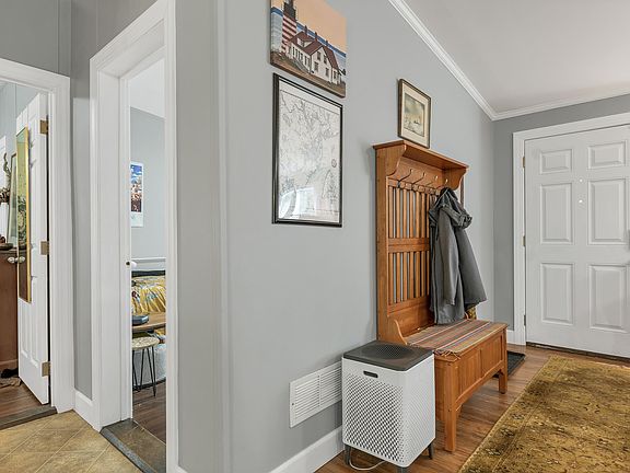 5th image of 27 Hillside Drive