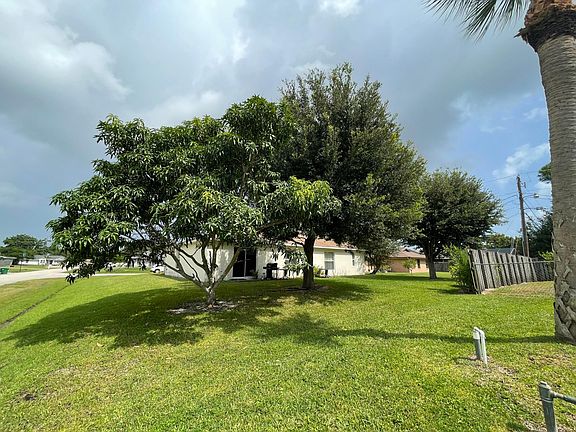 3rd image of 598 SW Twig Avenue