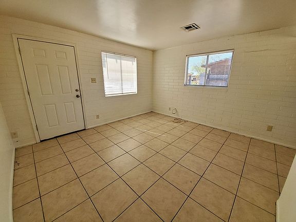 3rd image of 1608-1610 W Becker Ln #24f6c3c20